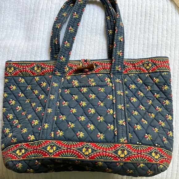 Vera Bradley purse - Picture 1 of 12